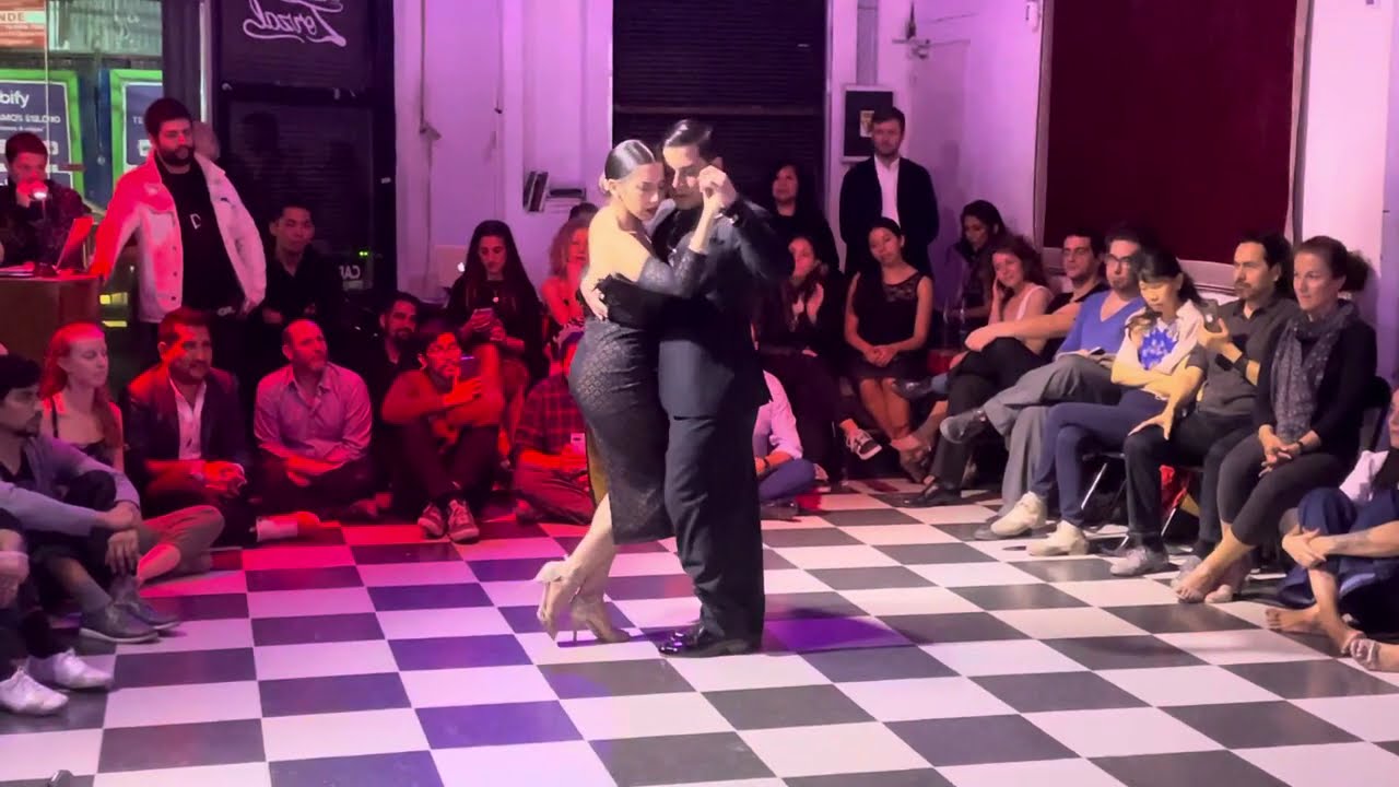 Los Campeones Mundiales 2024 Brenno Marques Lucas y Fati Caracoch @ Milonga Tango Bar 8/29/24 #1🔔