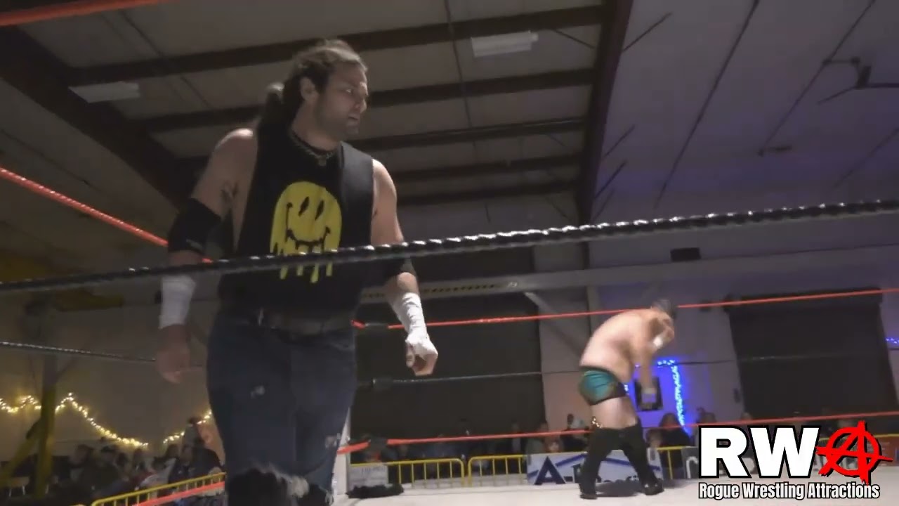Luis Dellamorte vs “TNT” Tyson Lee | Featured Match of the Night | Seasons Beatings