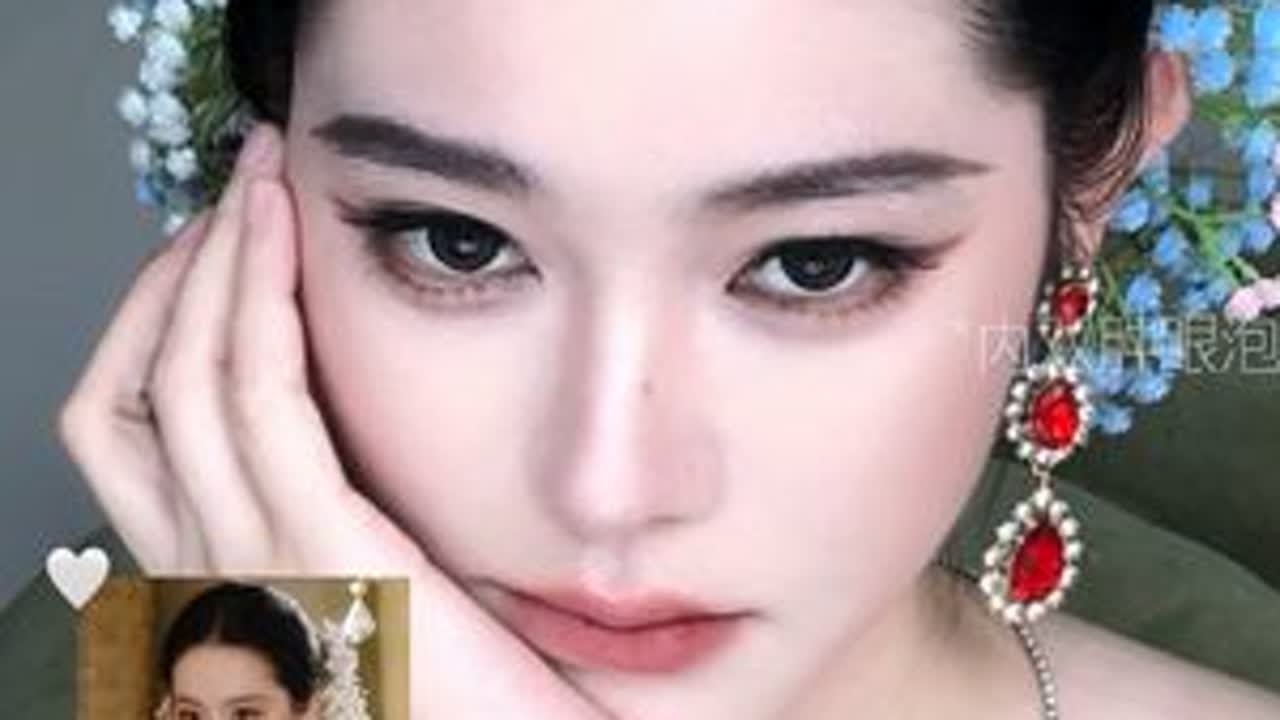 新手可跟练的菲系上镜妆｜8mins跟练ᯓ. 🎀 💭本来想剪5分钟内的又不知不觉8分钟了！！天仙的美貌无法复制但妆容可以参考！很上镜！ #刘亦菲 #美妆模范生 #流光妆 #谁懂流光满...