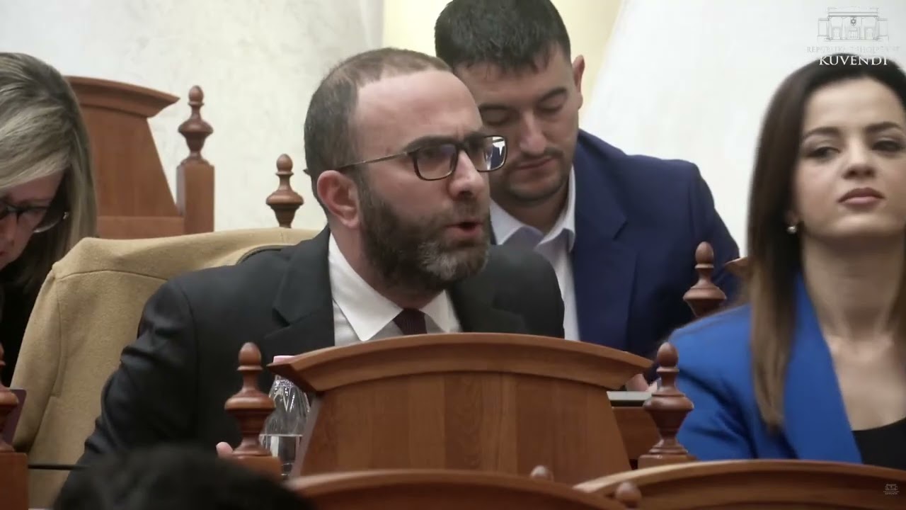 ‘O ushtar i bandave’, Bardhi debat me Ballën për imunitetin e Ballukut!