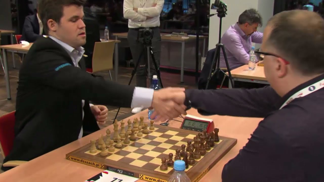 Magnus Carlsen (2842) vs Aleksey Dreev (2621) || World Rapid Championship 2021 - R3