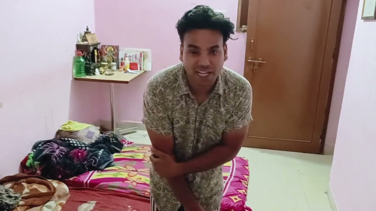 ignoring prank 🙄 when wife becomes romantic 🤣 || Prank on wife || poojasubhash
