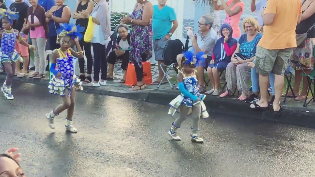 Carnaval 2017 Parade de Goyave Avec Le Groupe Ti bwa