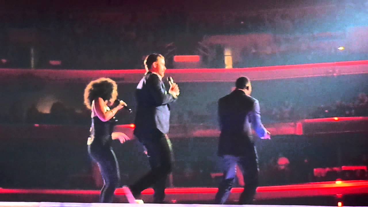 Justin Timberlake - Let The Groove Get In (at Staples Center 11/26/13)