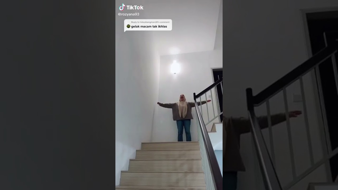RozyanaRoslan Gelak 🤣