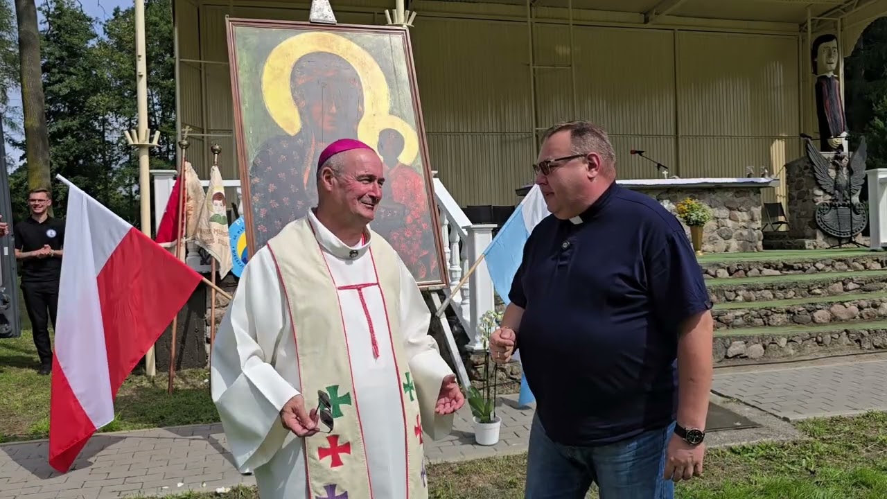 44 Piesza Pielgrzymka Diecezji Płockiej  na Jasną Górę - Głogowiec rozmowa z Bp Szymonem Stułkowskim