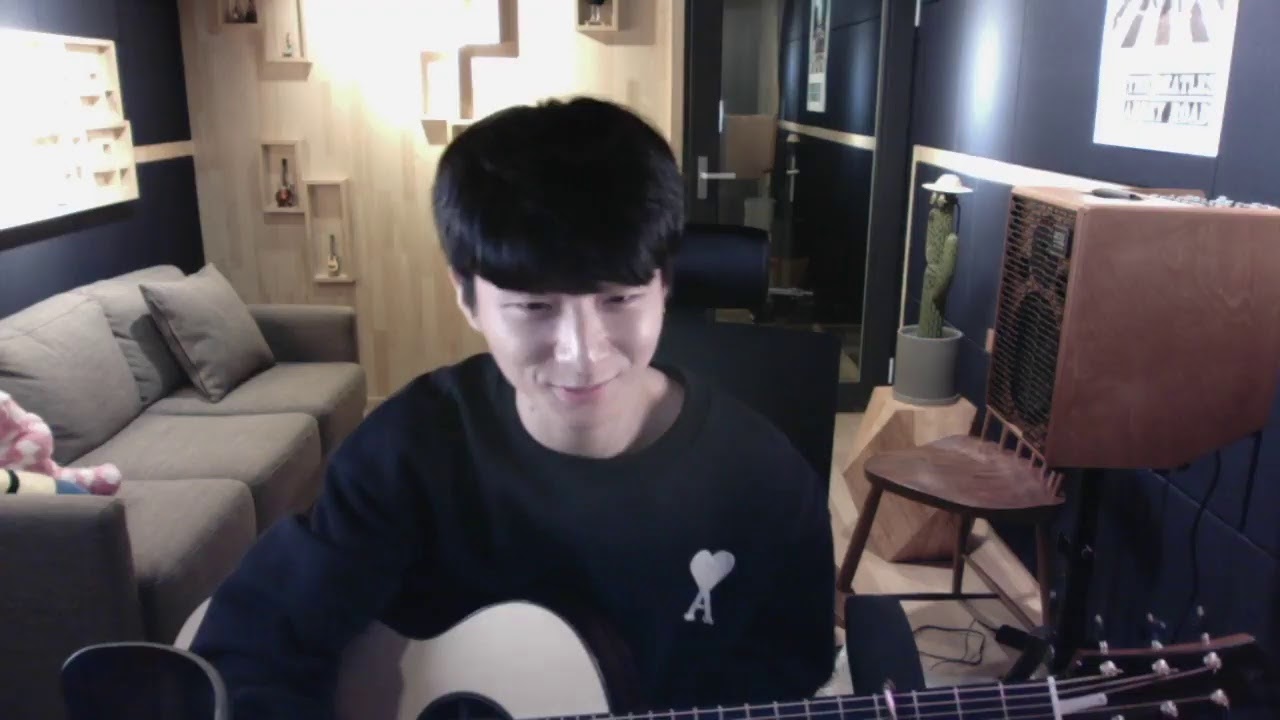 Sungha Jung is ON LIVE!