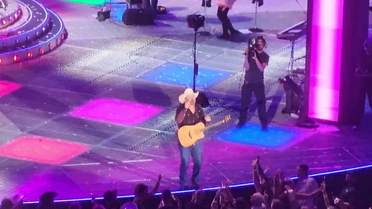 She's Every Woman - Garth Brooks - 7.30.2022