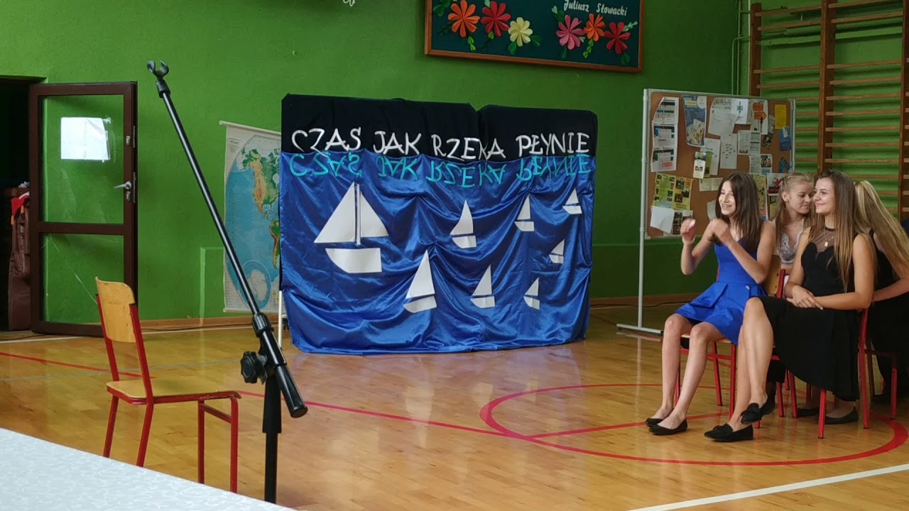 Program satyryczny w wykonaniu klasy 8-ej SP w Markuszowie #2