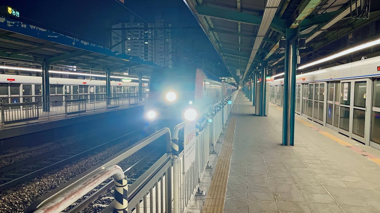 관악역 부산~서울행 무궁화호 1160열차 통과