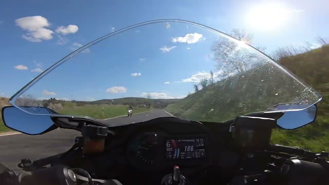 Kawasaki H2 SX SE Csesznek szerpentin
