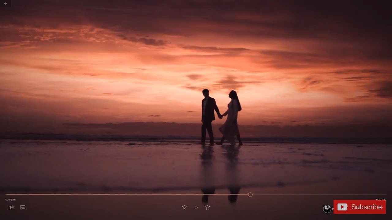Stylish Indian Couple's Romantic Beach Pre-Wedding Shoot | Amit Sood Photography