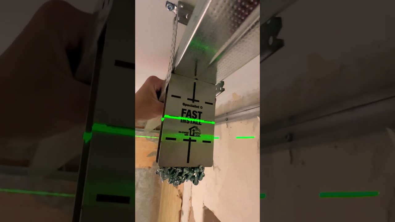 Магнит Specialist Fast install. Потолок из гипсокартона
