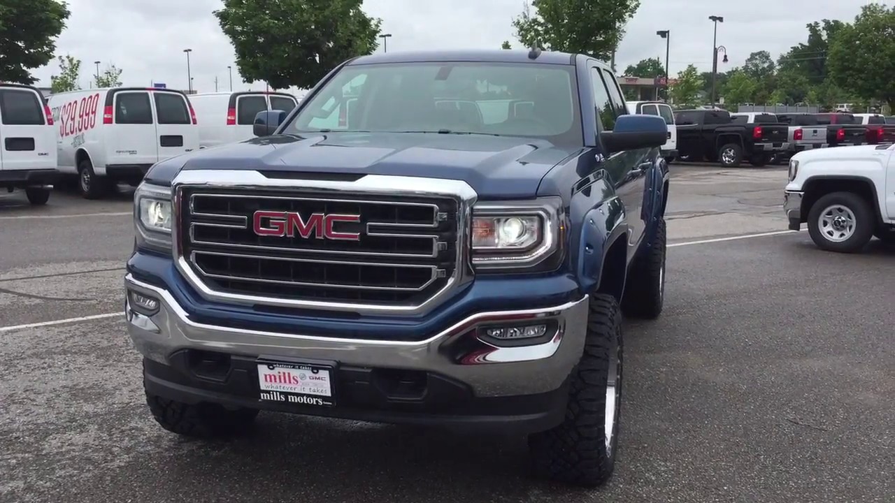 Custom Build 2017 GMC Sierra 1500 Lifted Rough Country Suspension Oshawa ON Stock #170951