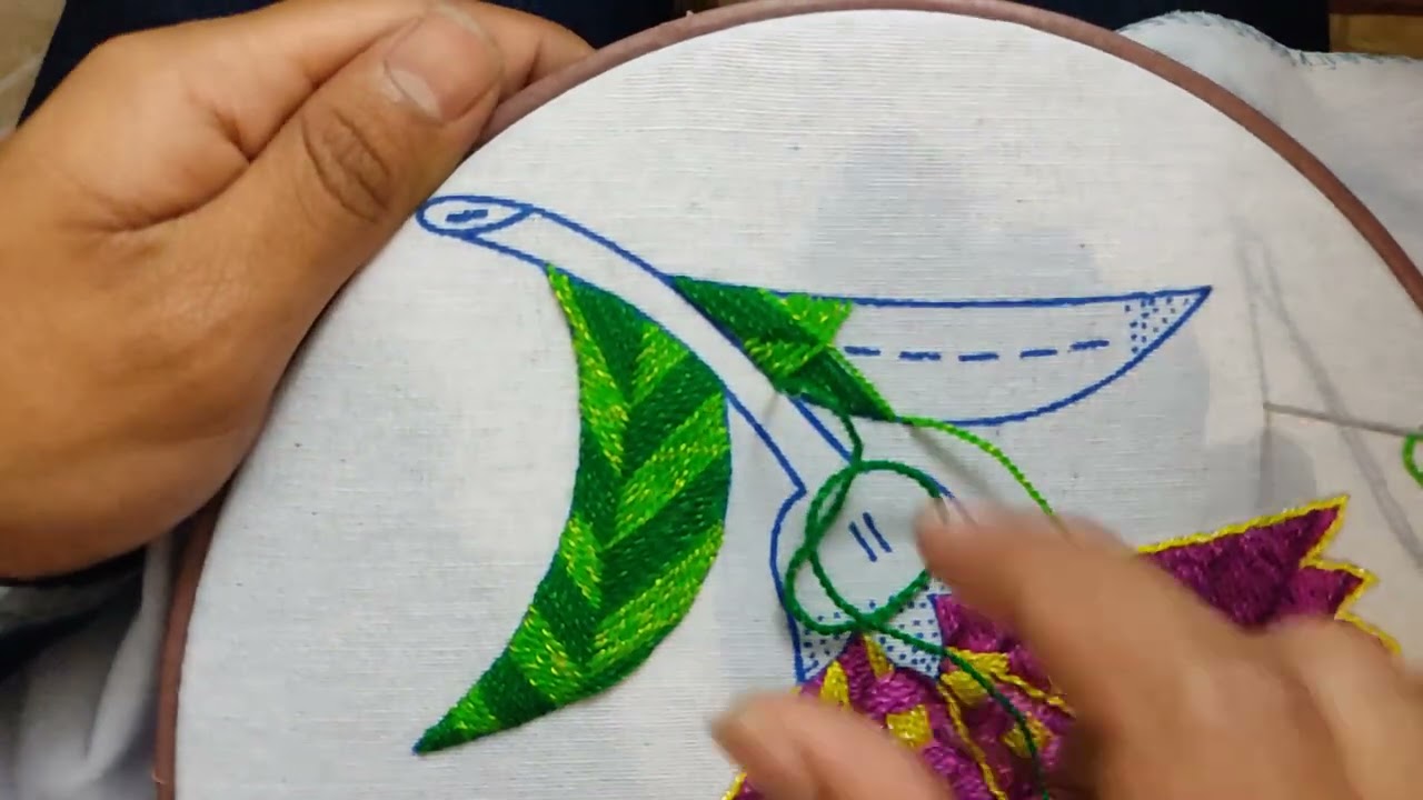 bordado de puntada hoja artesanal