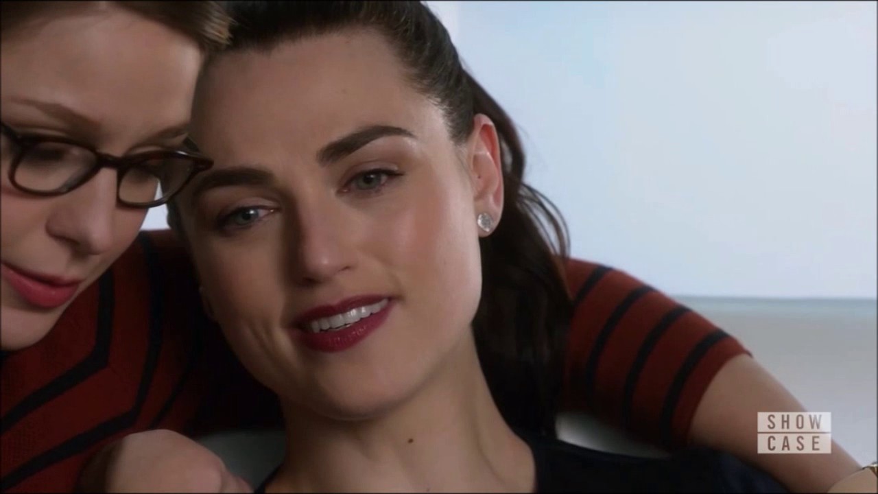 Supergirl (Humor) ft. Supercorp - I think my girl is bi
