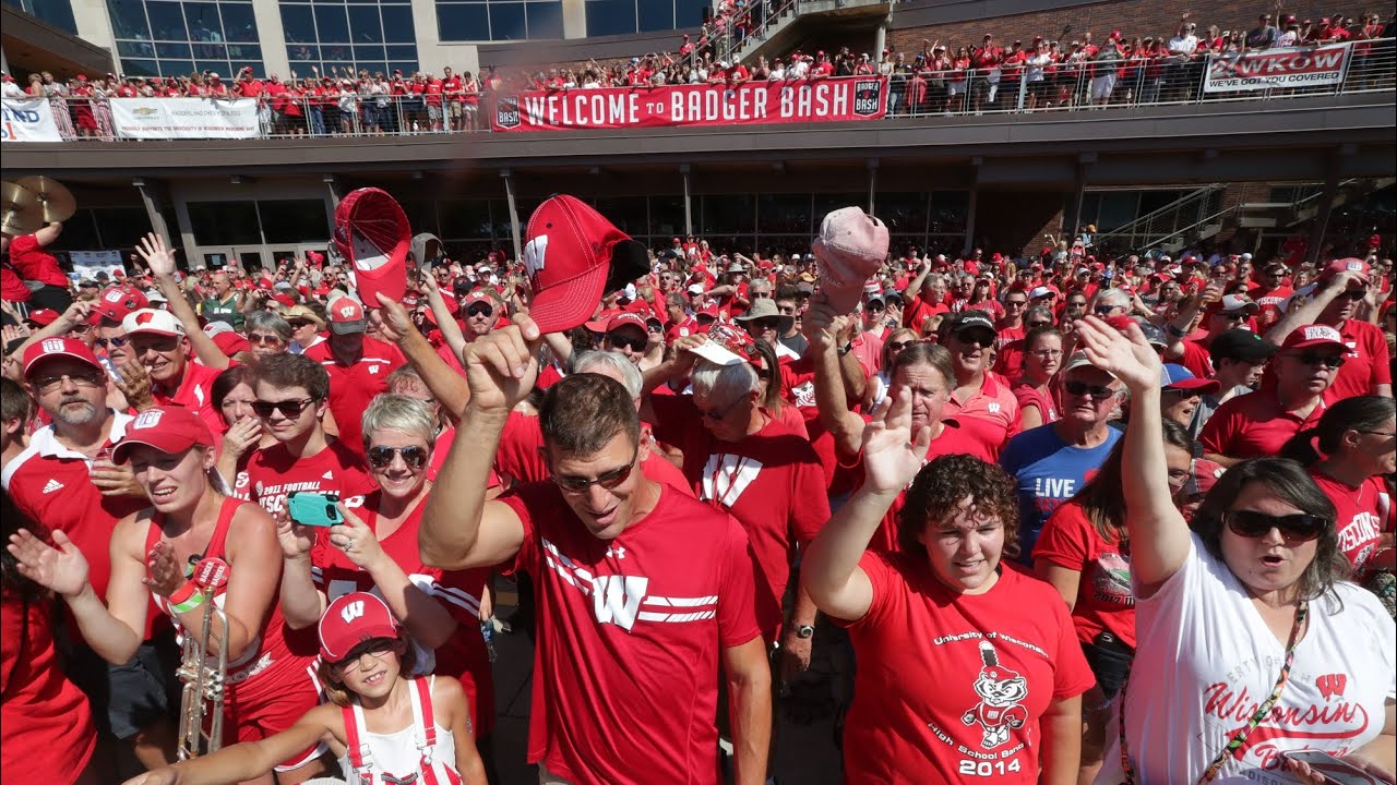 Time lapse video of the Wisconsin Badgers football game against Michigan at Camp Randall