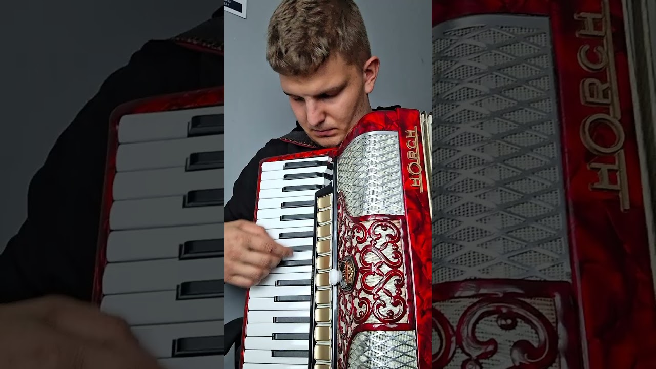 Ach te Rumunki - Horch Superior 120 Basów