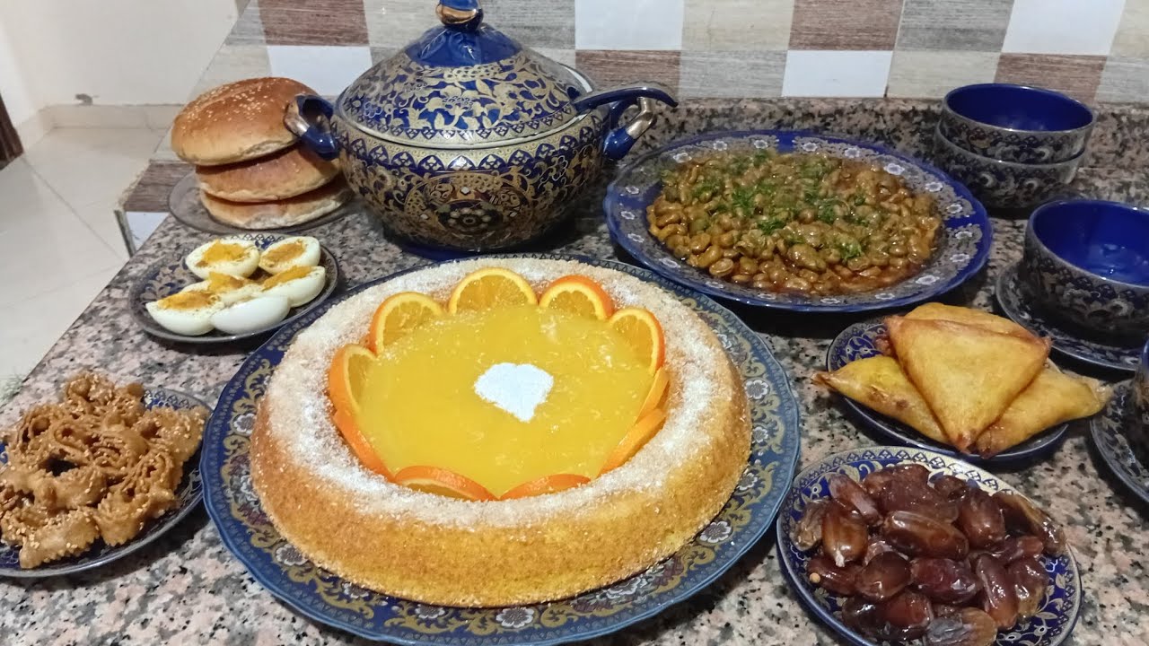 اليوم حضرت معكم بسبوسة بالليمون 🍊 كاتجي غزالة🤩 شاركت معكم فطورنا المتواضع 🤗
