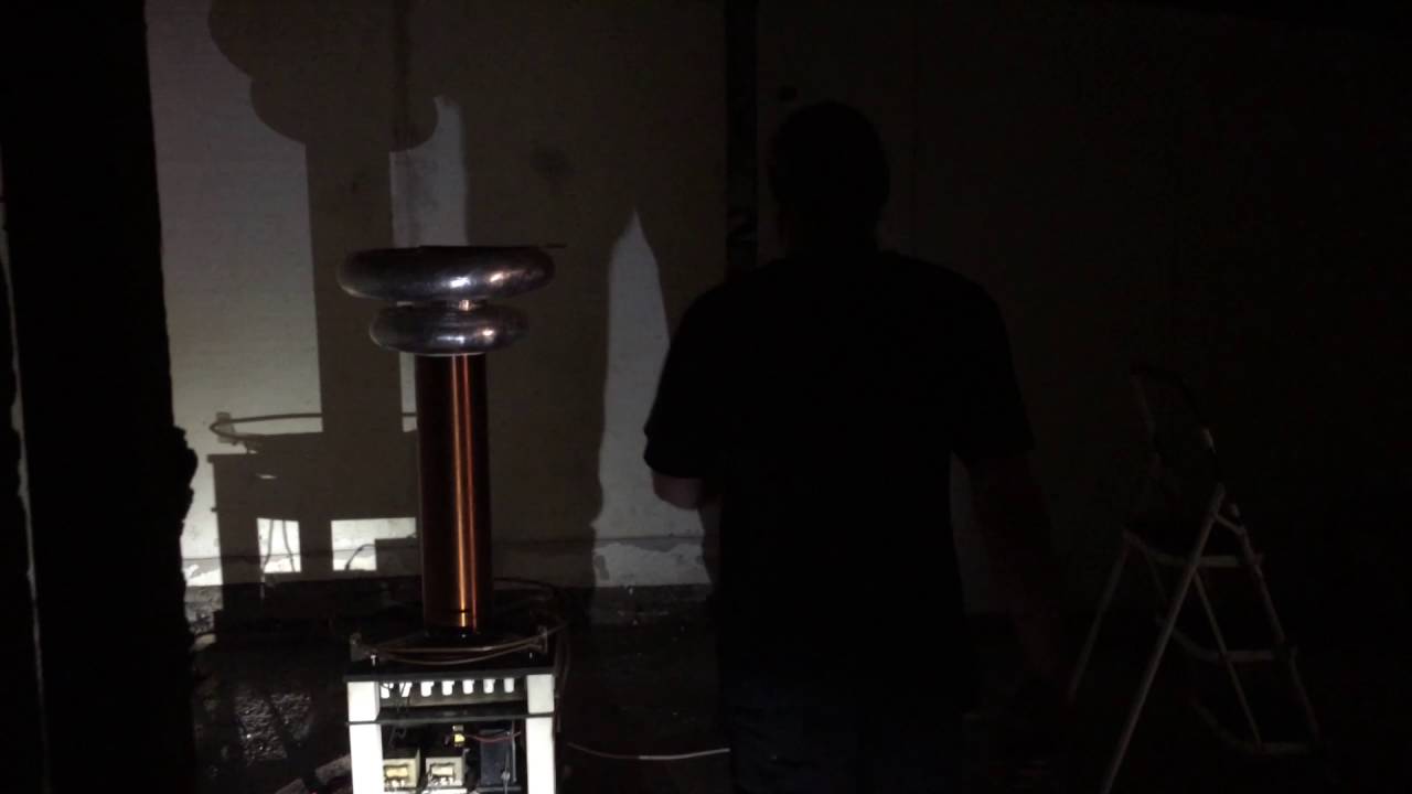 Quad mot Tesla Coil
