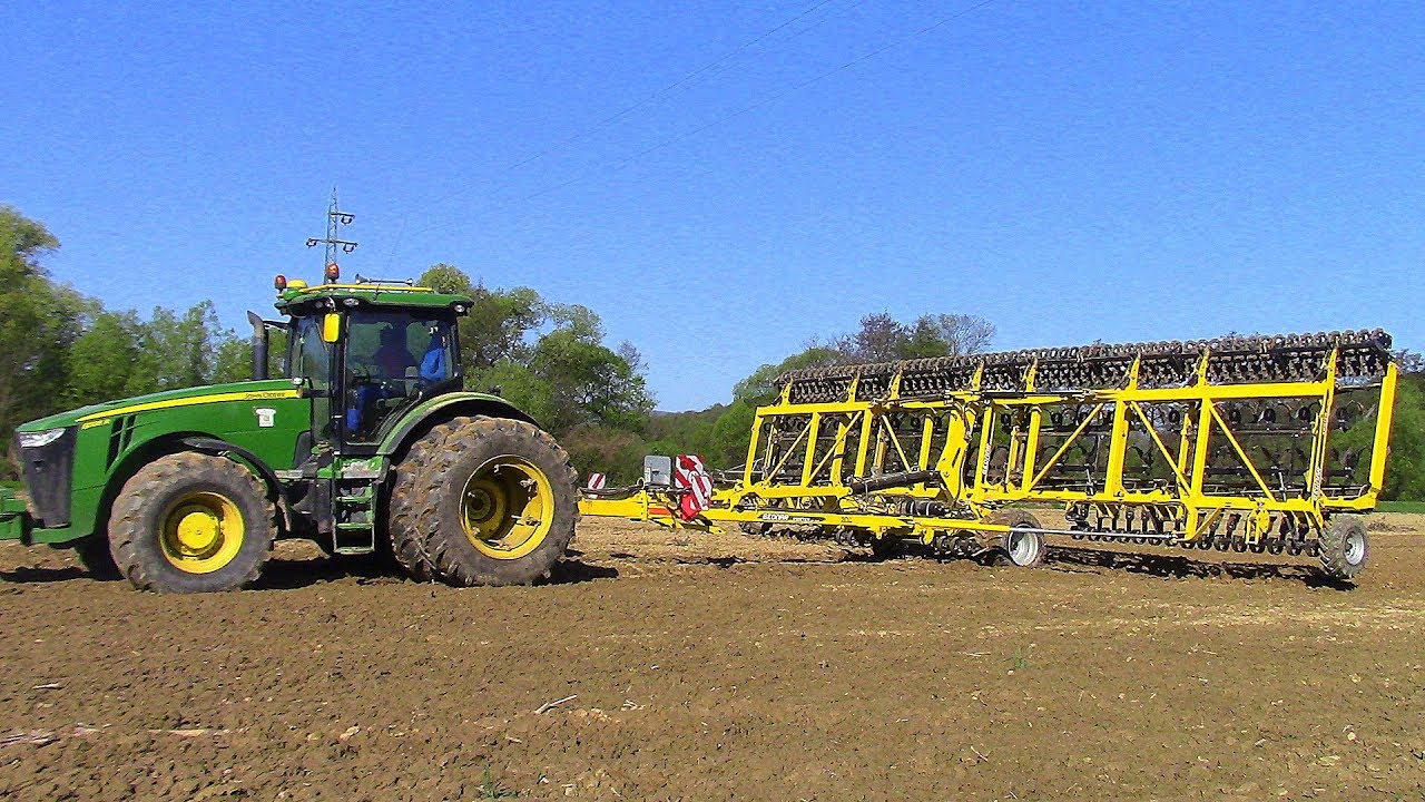John Deere 8335R + BEDNAR SWIFTER SE 12000 - príprava pôdy - Agrosev