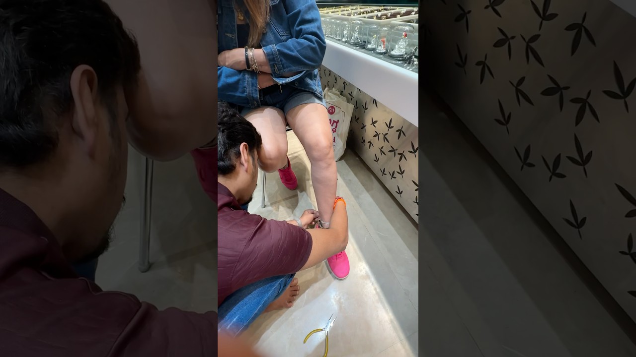 How&rsquo;s my new shopping of #anklets #youtubeshorts #mumbai #couplegoals