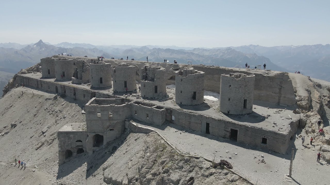 Mont CHABERTON - la randonnée et la visite de la batterie abandonnée