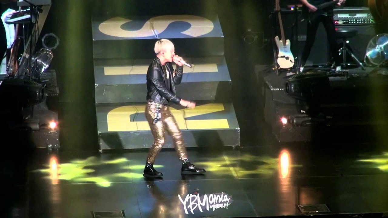 Taeyang - Move (150214 RISE in JAKARTA) Fancam [HD]