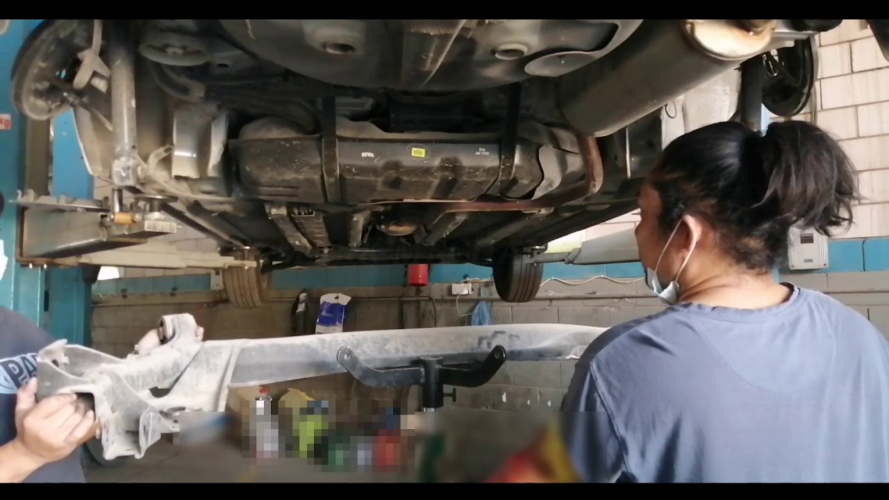 How to removing or fulldown hyundai accent 2019 rear I Beam