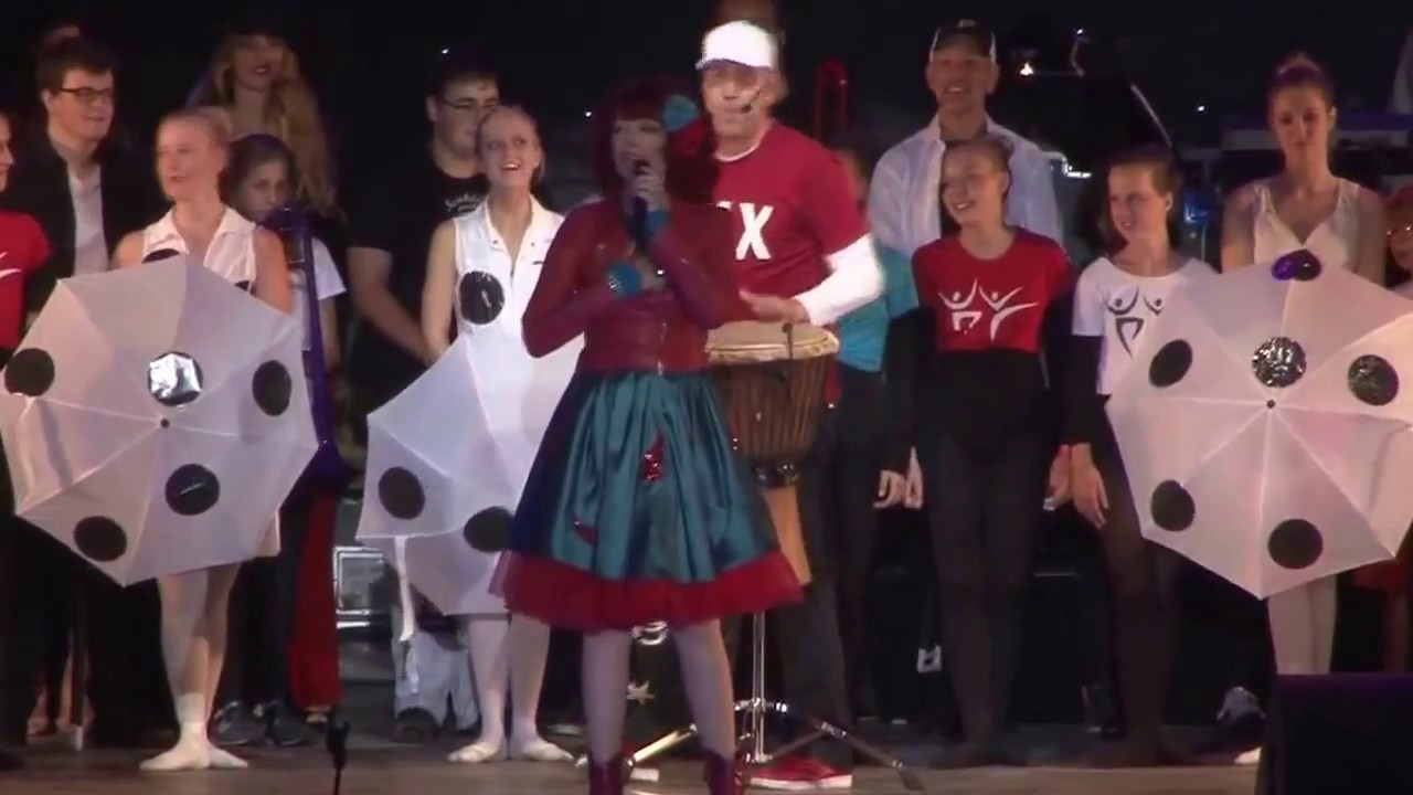 Ballettschule  TanzZwiEt tanzt : 2016 Taschenlampenkonzert mit Rumpelstil in der Waldbühne  Trailer