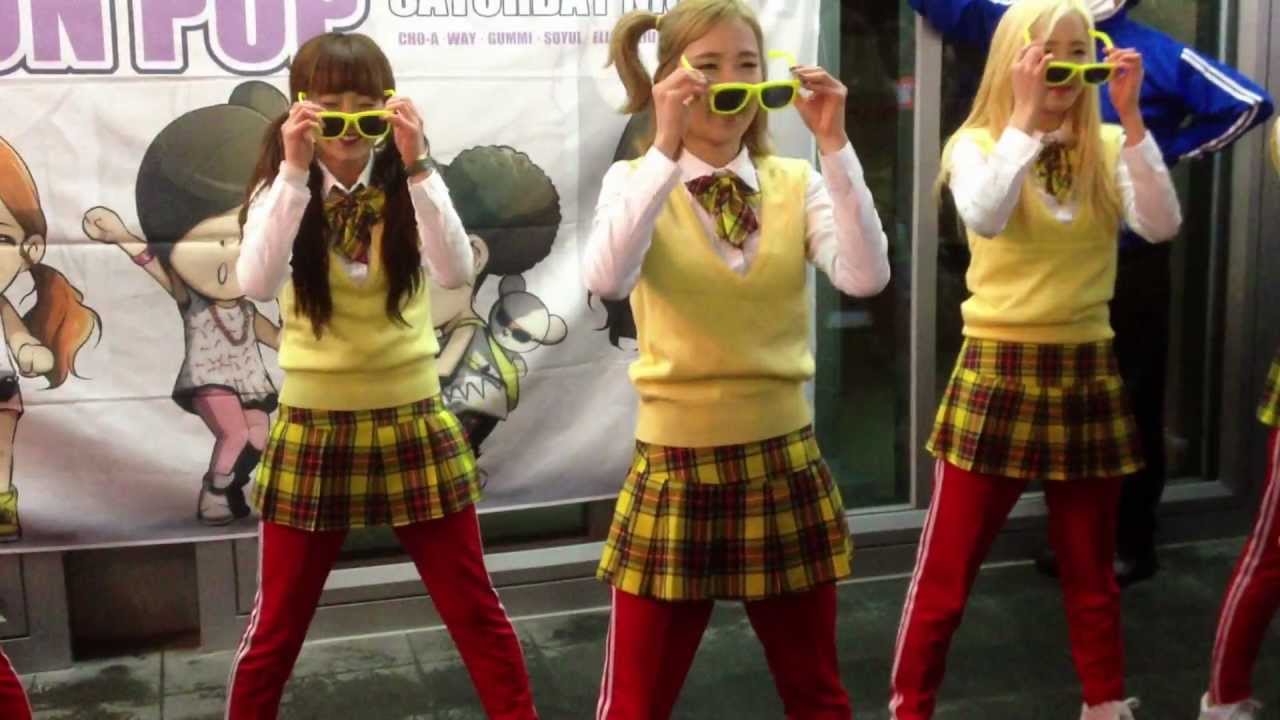 【HD】130201 Crayon Pop (크레용팝) 명동 게릴라