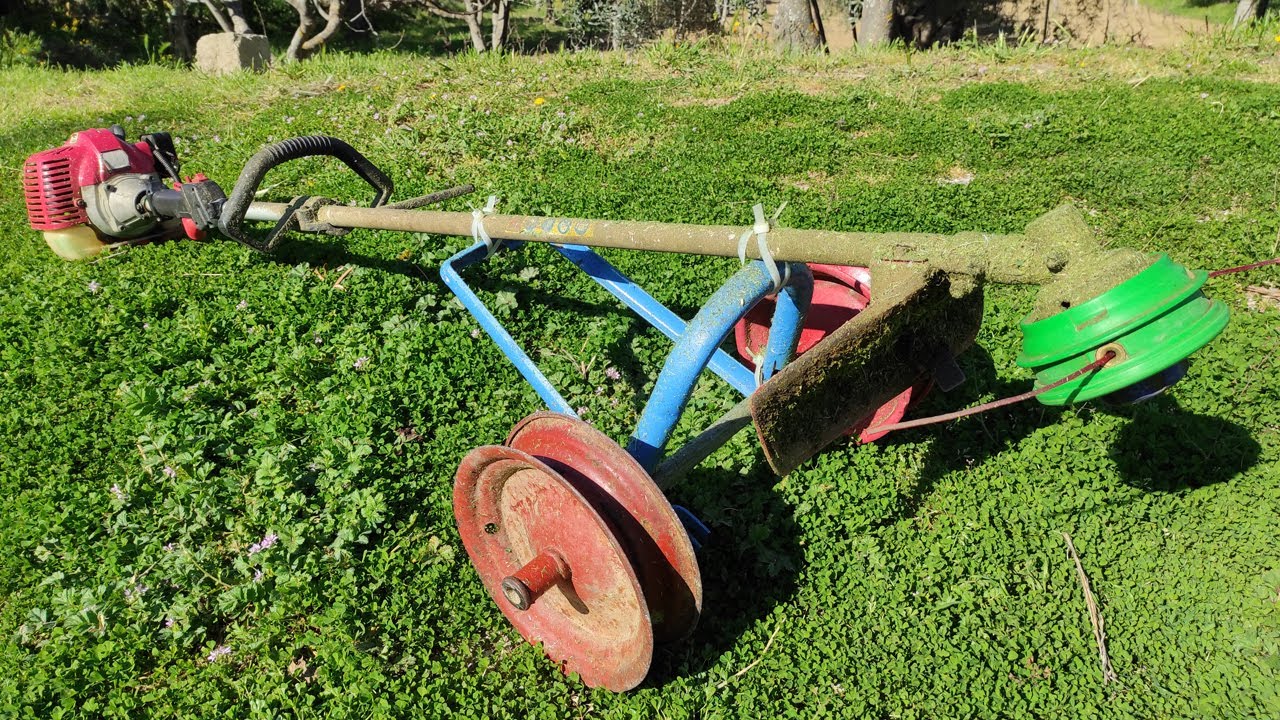 Decespugliatore a ruote con  cerchioni carriola riciclati