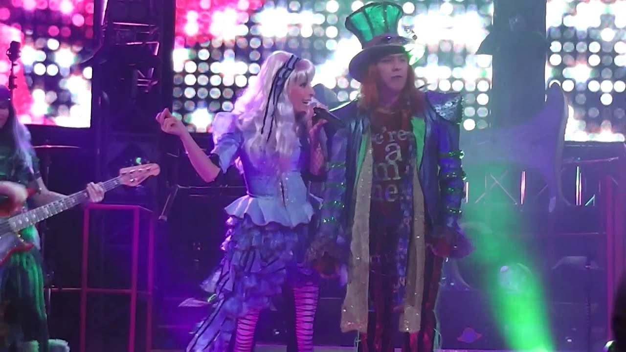 Mad T Party - Uptown Funk