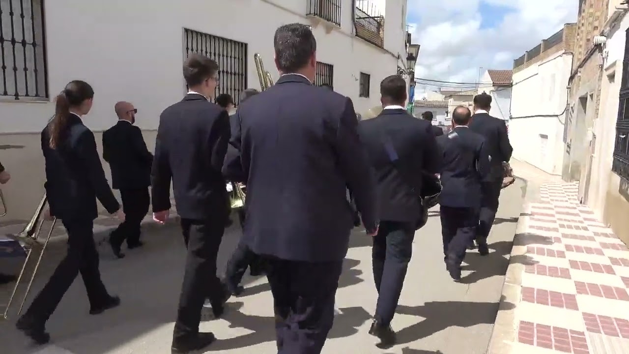 Pasacalles de la banda Municipal de música de Morón en Herrera
