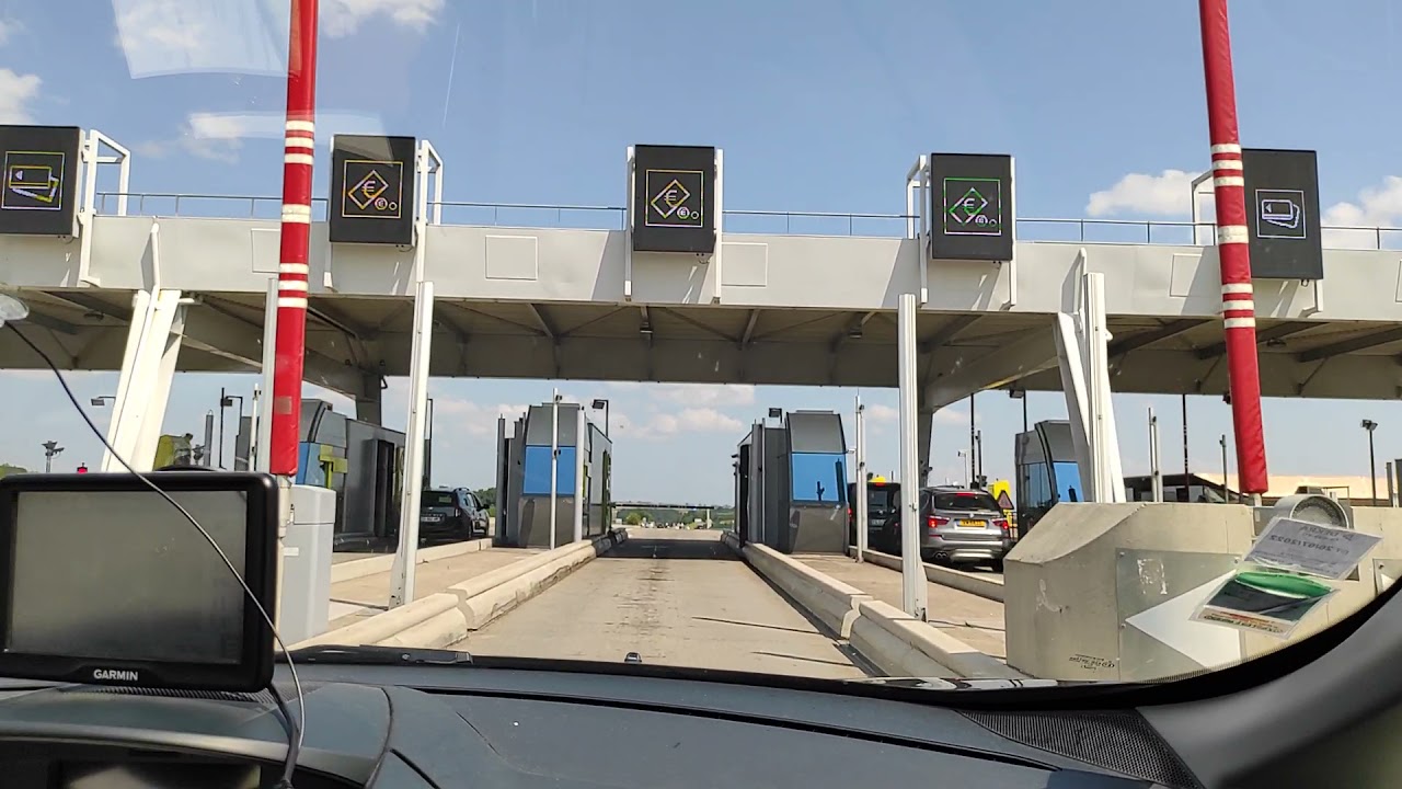 Платні дороги у Франції і в Польщі.