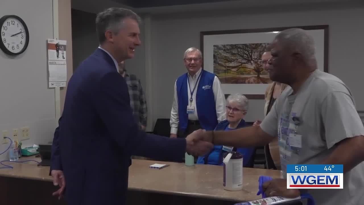 New Blessing CEO visits staff, shares priorities for the future