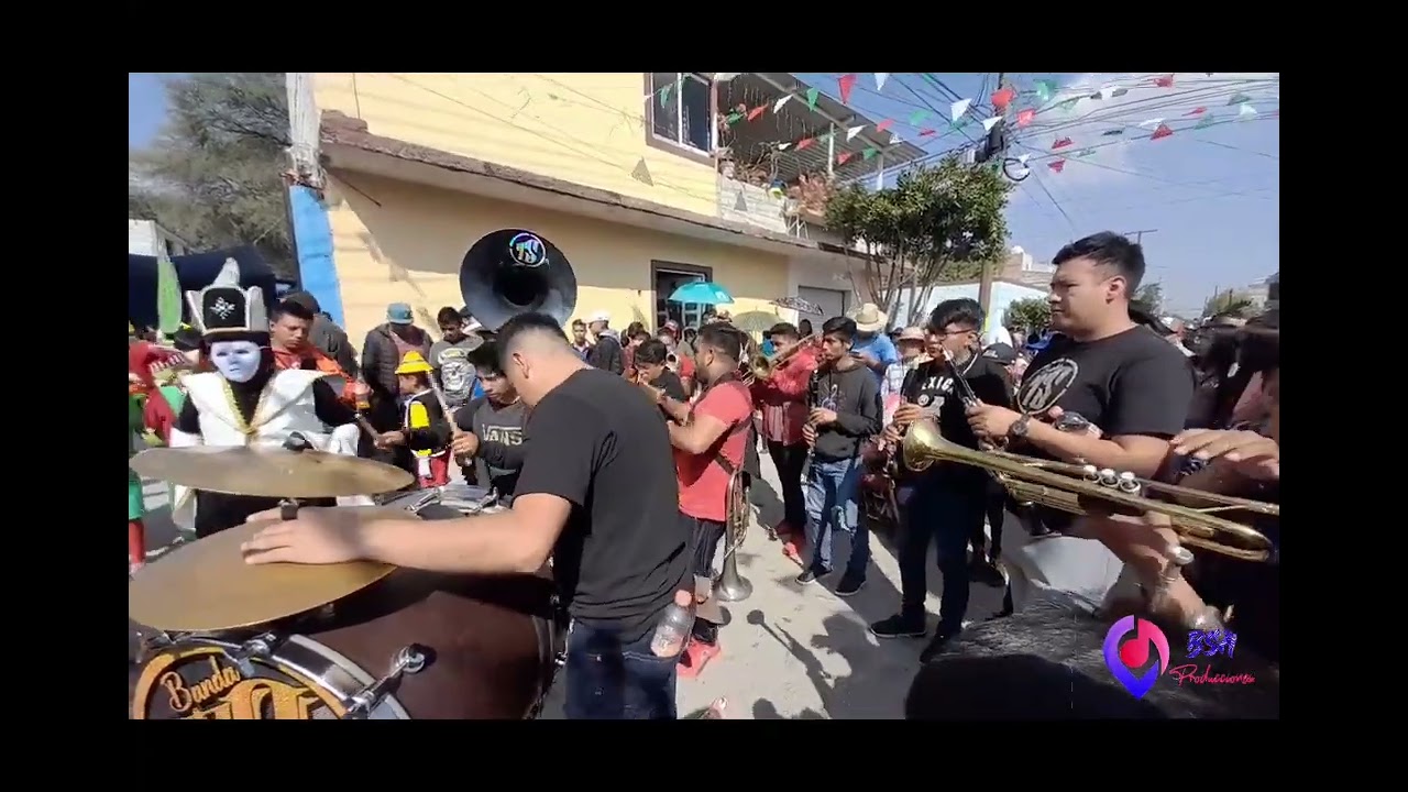 Banda La Tromba Del Sureste Desde El Sauz Alto PedroEscobedo Queretaro, Día 13 De Diciembre Momentos