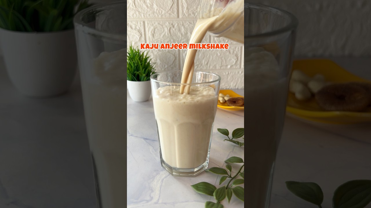 It&rsquo;s a must try! 💯 #smoothie #kaju #anjeer #milkshake #milkshakerecipe #breakfastideas #breakfast