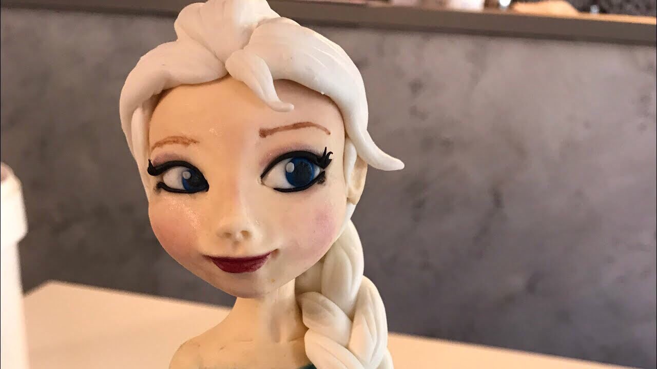 How to make Frozen Elsa out of fondant