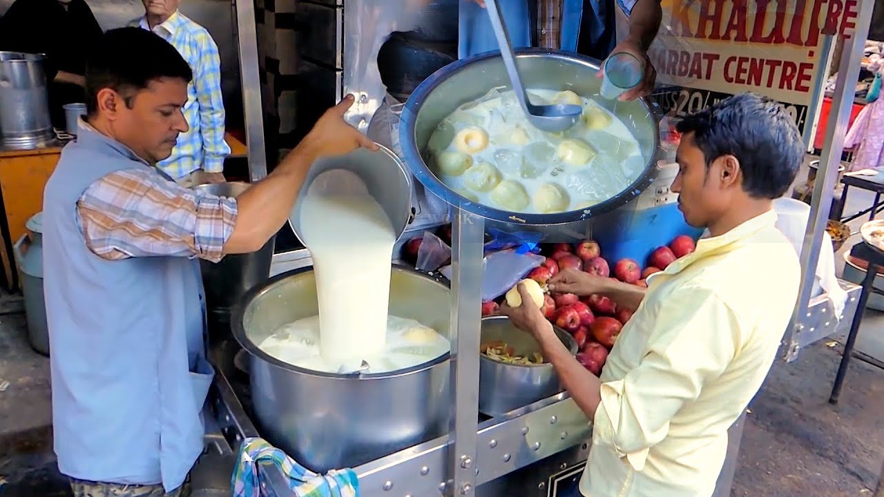 KING OF APPLE SHAKE | Refreshing Apple Sharabath | Indian Street Food | #AppleJuice #StreetFood