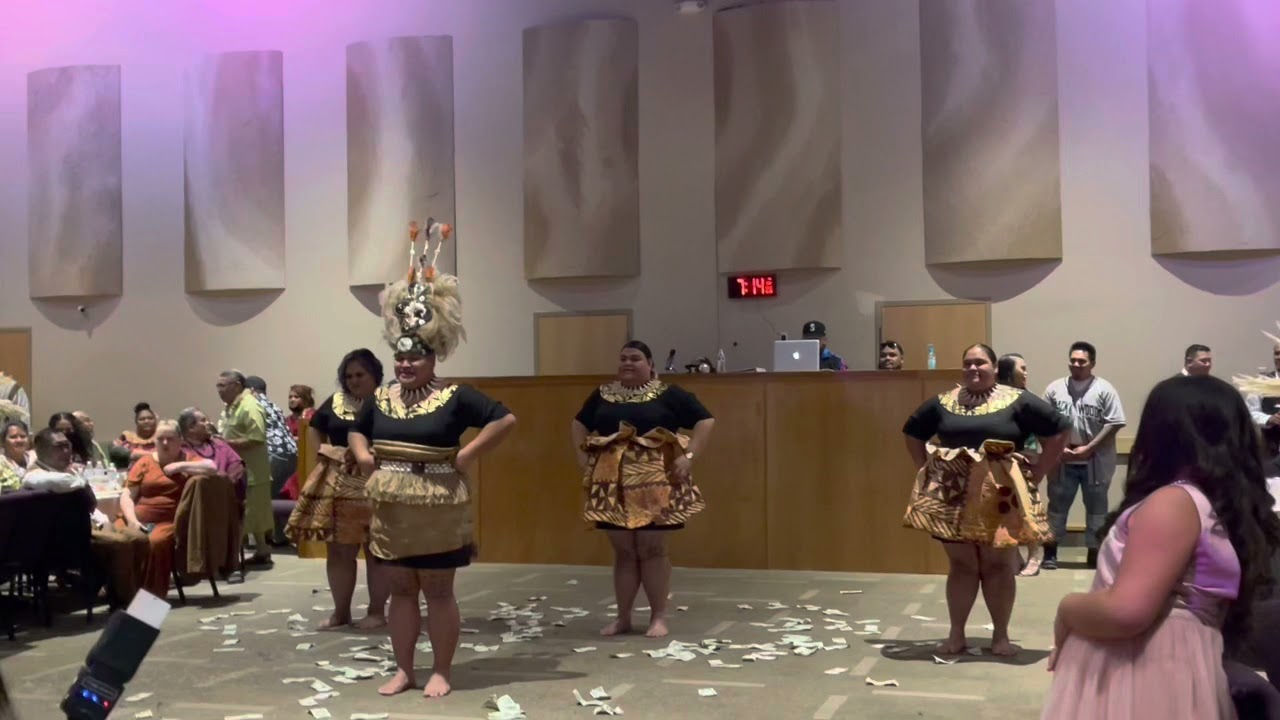 Our “Afio ane loa” performance at my brother’s Wedding💗 #MatauSisters