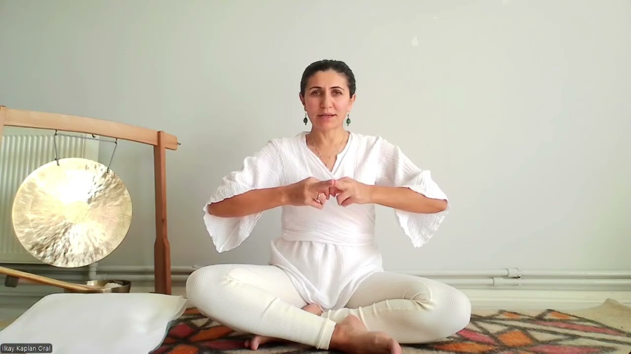 KUNDALİNİ YOGA ZİHNİ SAKİNLEŞTİREN MEDİTASYON