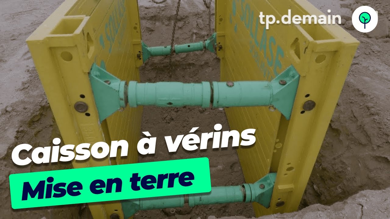 Blindage de fouilles - Mise en terre d'un caisson à vérins