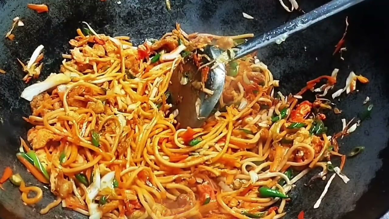 চিকেন চাওমিন।।।।।