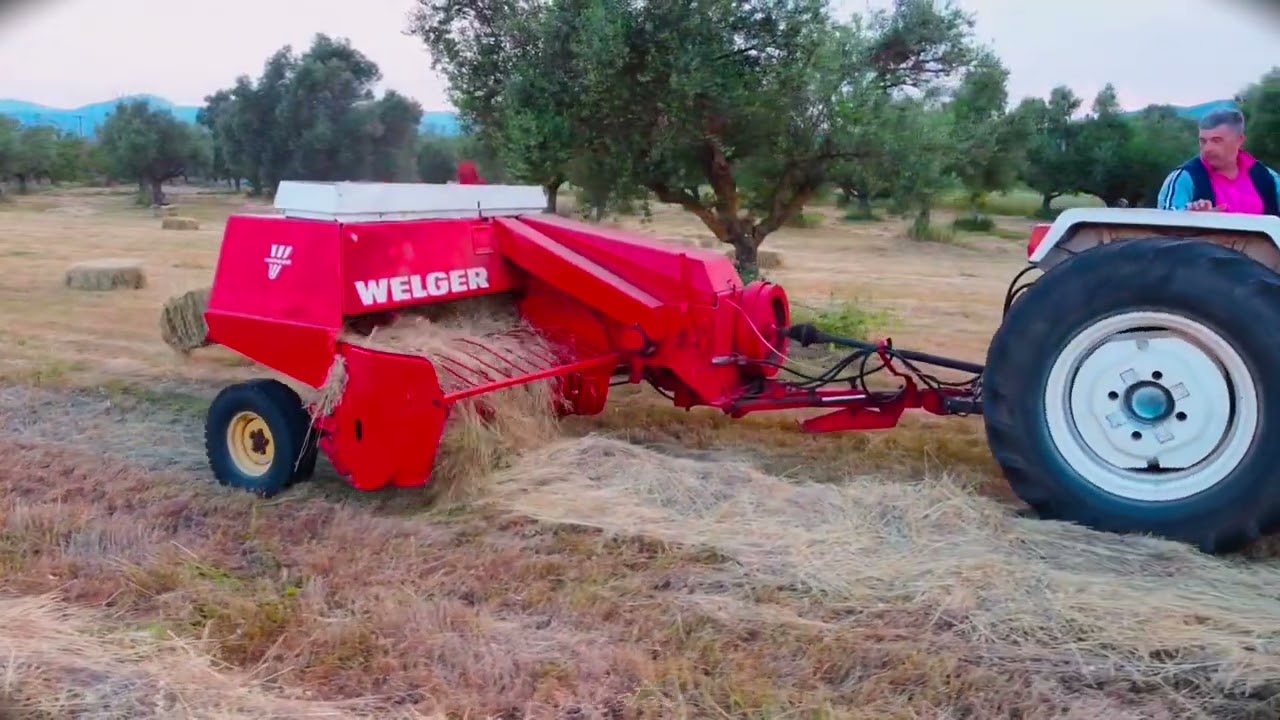 Steyr 650 & Welger AP63 - Baler at Welger Ap63 and styer 650