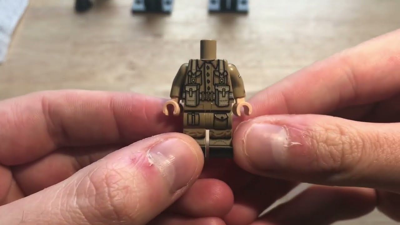 Lego WW2 The Minifig Co Loot