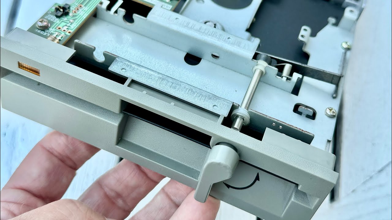 Das Disketten-Laufwerk und die Floppy Disc