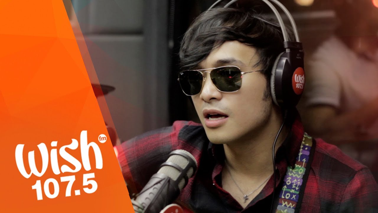 Callalily performs 