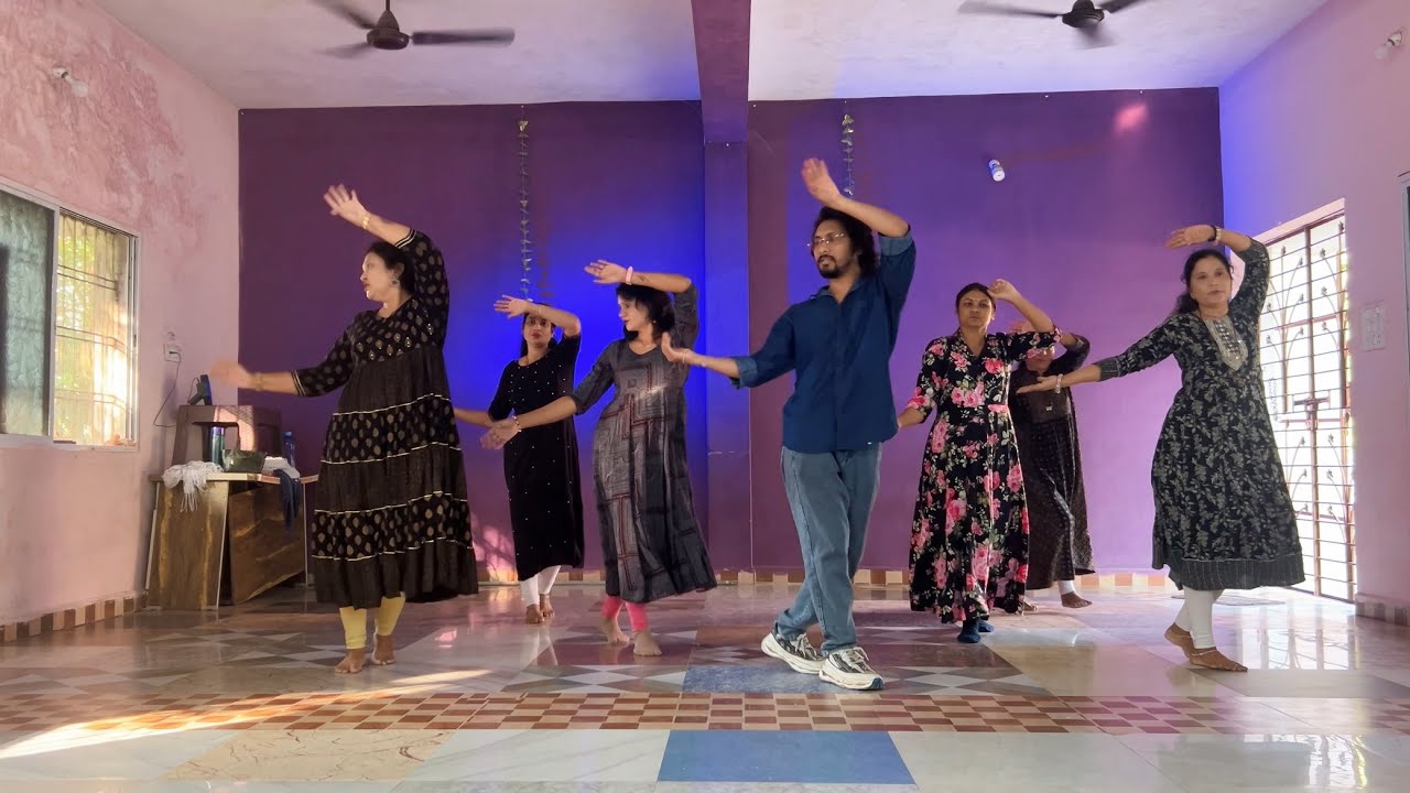 Falguni Pathak | Song Mashup Wedding | choreography By | Super Moves Dance Studio #yt 