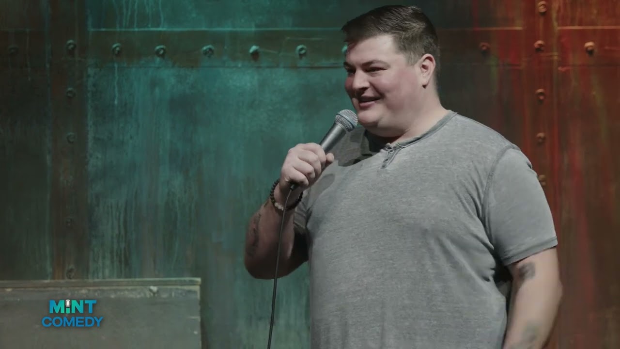 @RoastBattle Mike Eaton vs. Patrick Depari